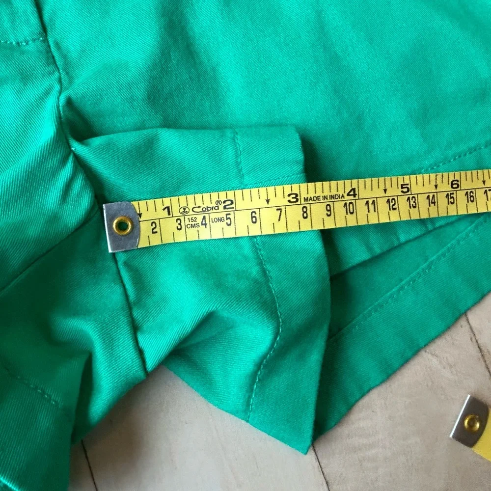 J. Crew Women’s Classic Chino 3.5” Inseam 100% Cotton Modern Clover Size 6